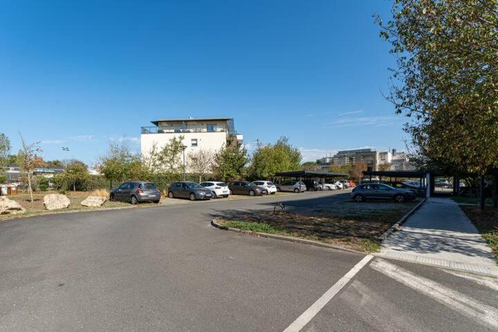 Bordeaux Merignac Appartement 2 Pieces - 2 Terrasses Exterior photo